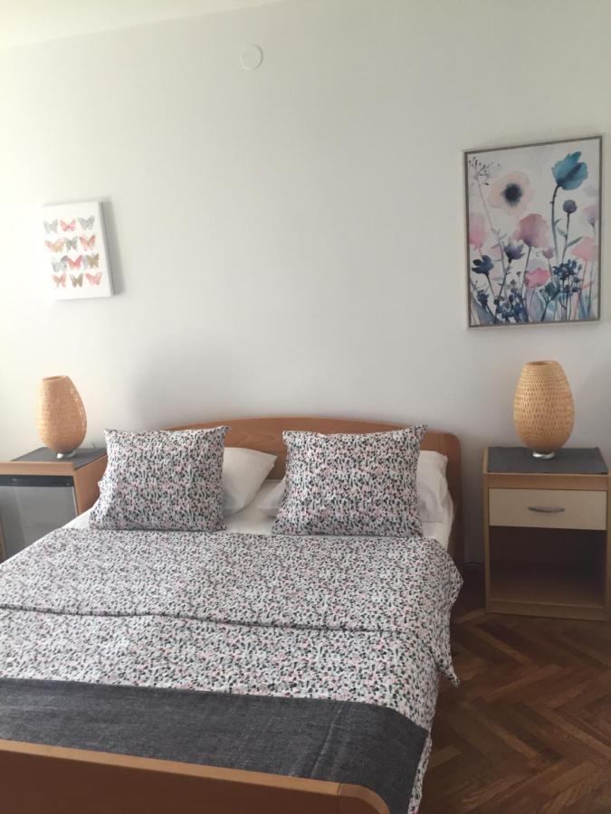 Guesthouse Punta Mira Novalja Eksteriør billede